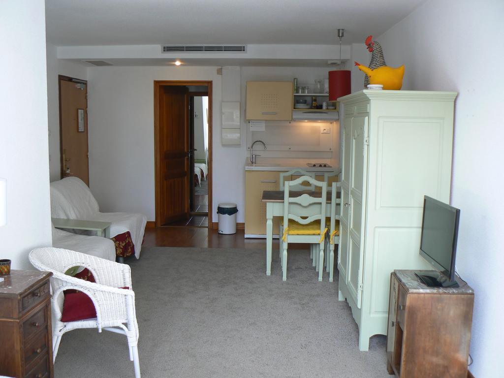 Studio Lumineux, Coeur De Ville Dijon Buitenkant foto
